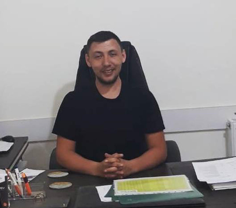 Restoranda yemek yiyenlere tabancayla ateş açıldı