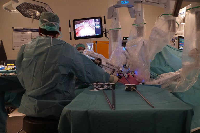 Türk cerrahlar Hollanda’da ilk canlı donör naklini gerçekleştirdi