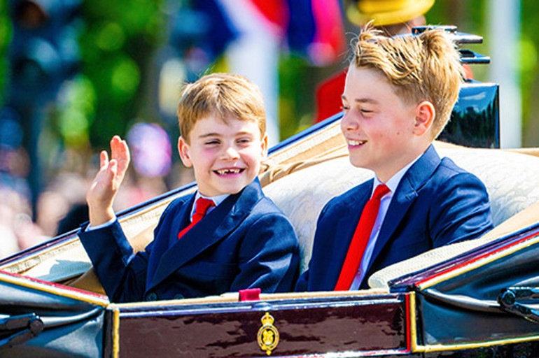 Büyüse de hep onların bebeği olarak kalacak... Küçüğünün alnına bu silinmez lekeyi asla sürmez