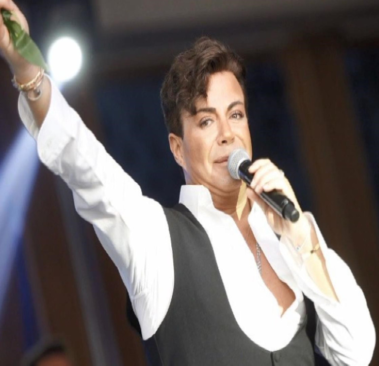 Annesi ona rüyasında gördüğü padişahın ismini vermişti… Yoksulluktan 6 yaşında çalışmaya başladı… Bütün ömrünü çok sevdiği sahnelere verdi