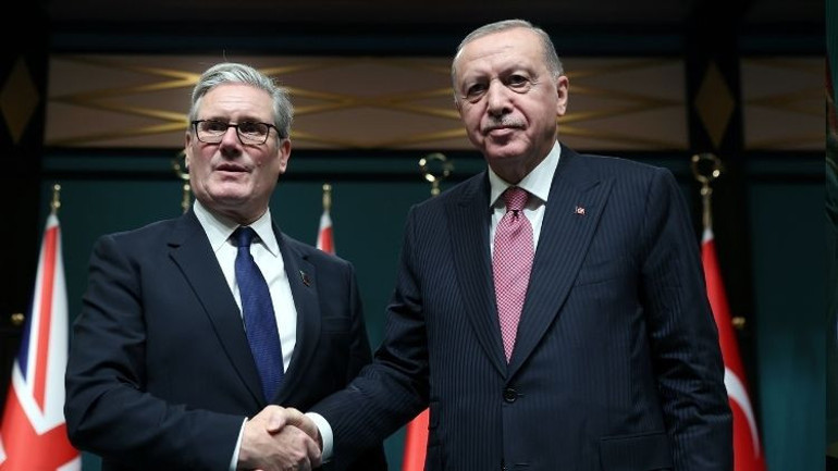 Liderler ortak basın toplantısında açıklama yapıyor