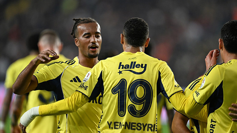 Fenerbahçenin galibiyeti sonrası dikkat çeken itiraf Beni mahcup etti Tekrar hoş geldin denebilir