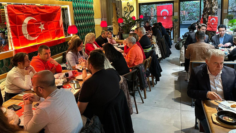 Cumhuriyet’in 102. yılı Almanya’da coşkuyla kutlandı