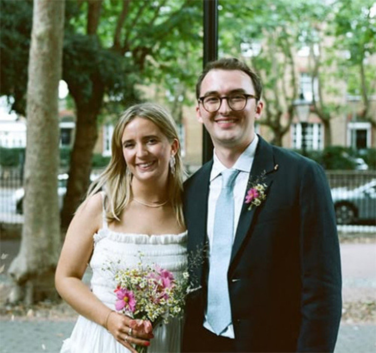 Eski çocuk yıldız üniversite diplomasını alıp yuvasını kurdu: Karısının adını sakladı... Sadece baş harfini söyledi