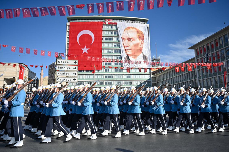 Bugün coşkuyla kutlayacağız... Cumhuriyet’imiz 102 yaşında