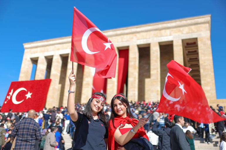 Bugün coşkuyla kutlayacağız... Cumhuriyet’imiz 102 yaşında
