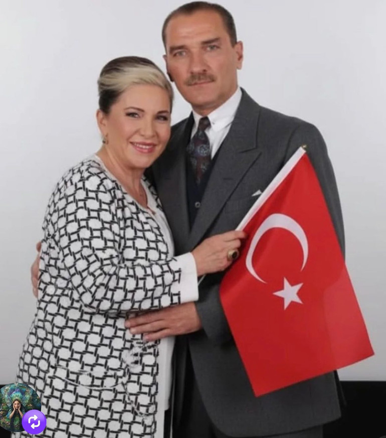 Bugün her yerde bir hazırlık, bir kutlama var... Yaşasın Cumhuriyet