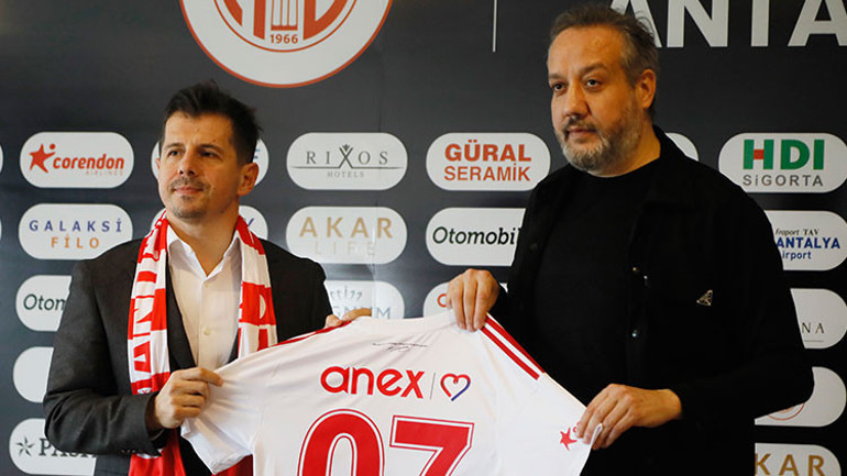 İlk 10 haftada 8 Süper Lig kulübü teknik direktör değiştirdi