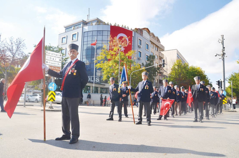 102. yılı coşkuyla kutladık… Sığmaz bu cihana bizim cumhuriyet sevdamız, Türk bayrağı uzaydan görüntülendi