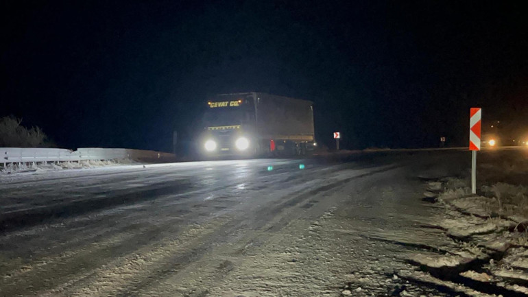 Ilgar Geçidi'nde kar ve buzlanma