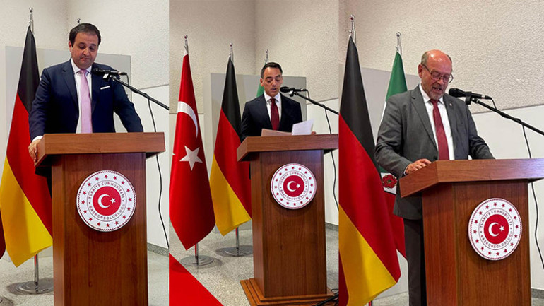 Essen ve Düsseldorf’ta Cumhuriyet Bayramı kutlandı