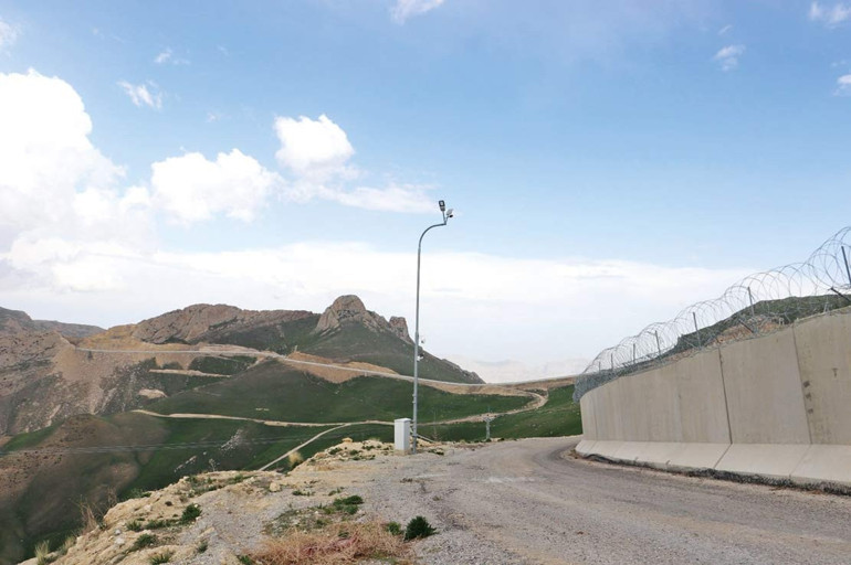 Türkiye sınırlarına önlem… Sınırın % 44’üne duvar tamam