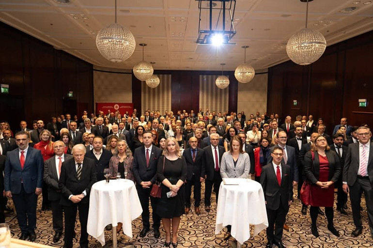 Münih’te Cumhuriyet’in 102. Yılı Coşkuyla Kutlandı