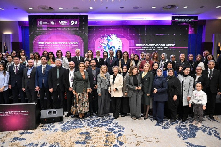 “Bir Fikrim Var” diyen kadınlara KADEM desteği