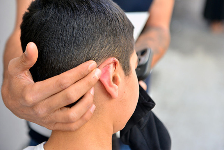 Ailenin olay görüntülerini incelemesi