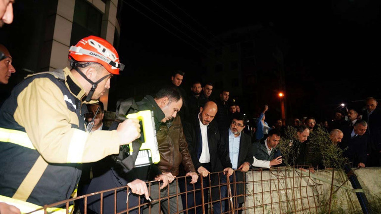 Son dakika... Gebzede bir binada çatırtı sesleri: Bina tahliye edildi