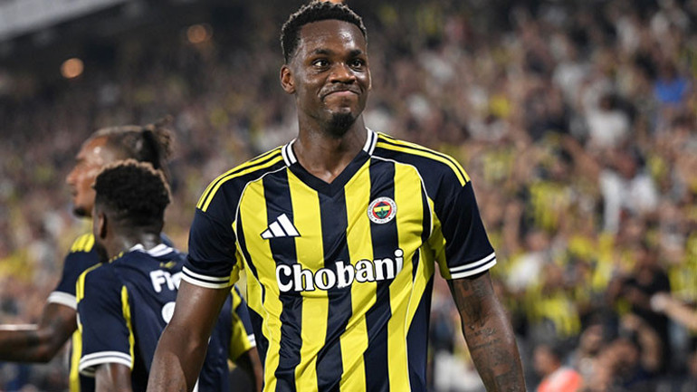 Fenerbahçeli Jhon Duran’a sahip çıktı ‘Onu gözden çıkarmamalıyız’