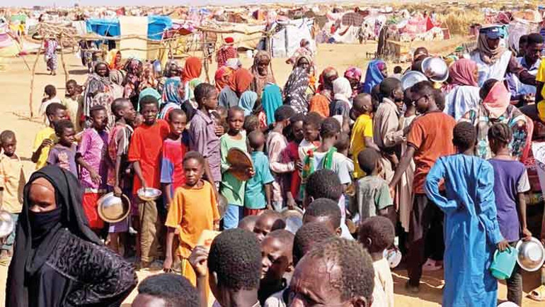 Sudan’da neler oluyor: Siviller katlediliyor dünyadan kınama yağıyor