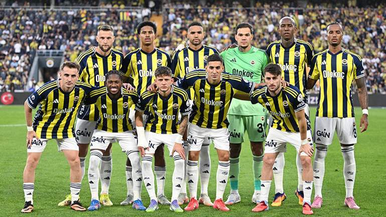 Beşiktaş-Fenerbahçe maçı öncesi Tedesconun planı belli oldu Motivasyon konuşmasında konsantrasyon vurgusu