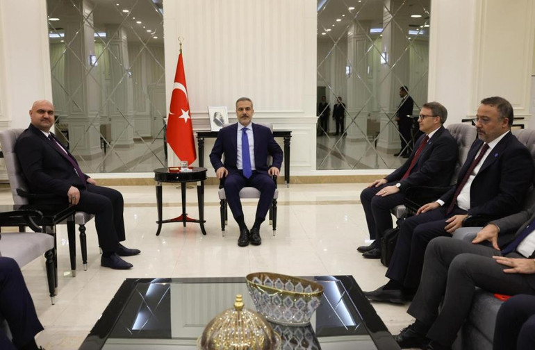 Dışişleri Bakanı Hakan Fidan, Iraklı yetkililerle görüştü