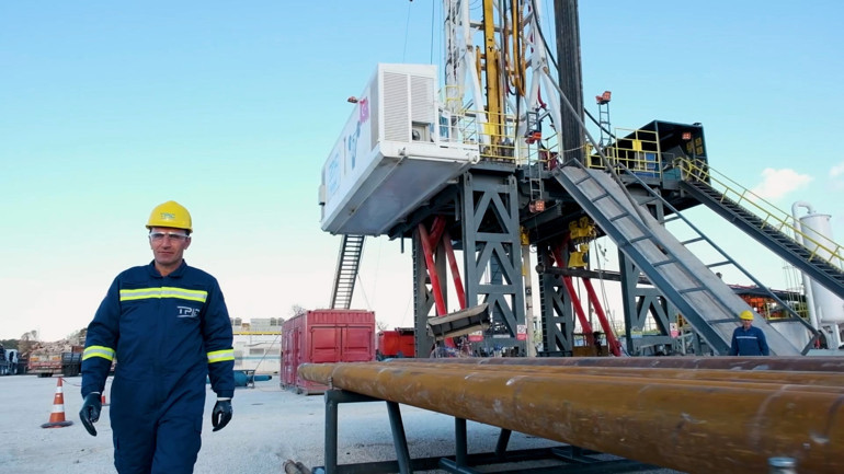 Umut dolu bir Türkiye hikayesi Köyünü terk etmek zorunda kaldı... 35 yıl sonra aynı topraklarda petrol üretimine katıldı