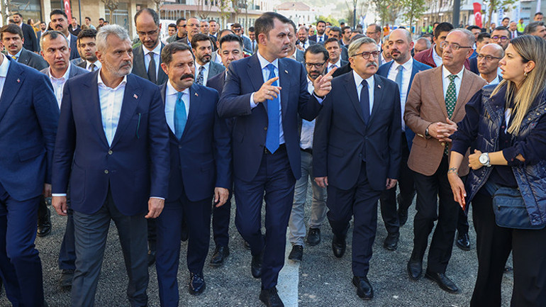 Yabancı basından Asrın İnşasına övgü: Türk hükümeti için halkından önemli bir şey yok