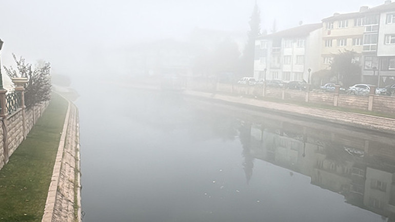 Gök gürültülü kuvvetli sağanak geliyor Pus ve sis etkili olacak: İstanbul ve Ankara dahil 30 ilde yağmur alarmı | İşte yağış beklenen iller