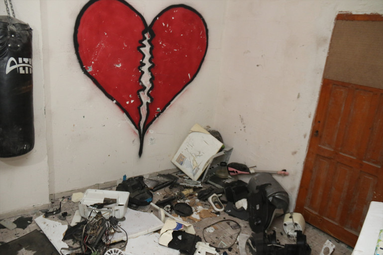 Eskişehir’de stres evine yoğun ilgi Streslerini eşya kırarak atıyorlar