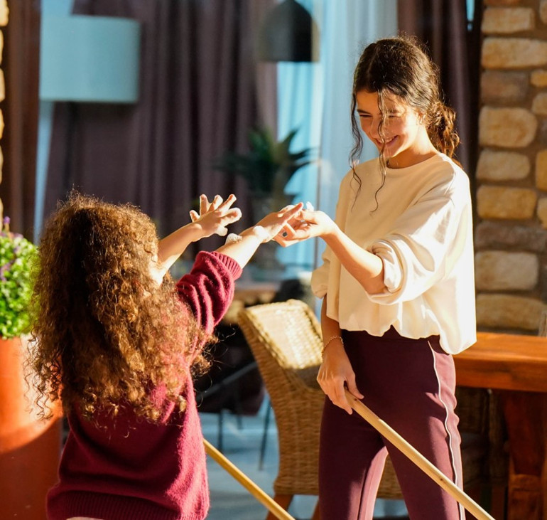 Halı yıkayarak terapi yaptılar Zeynepten mutsuzluğa köpüklü çözüm