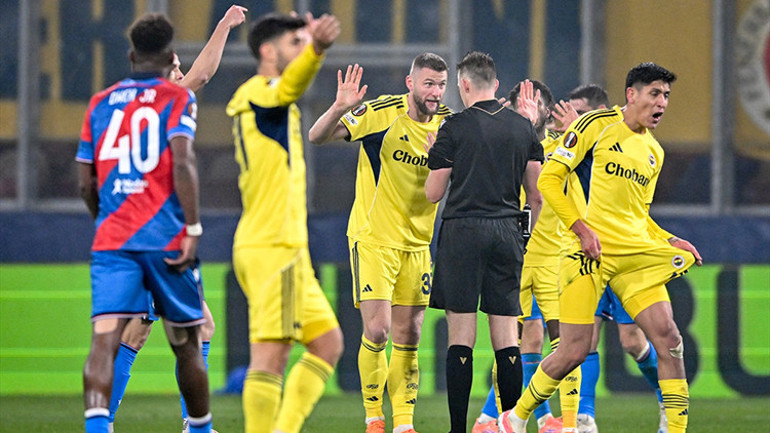 Fenerbahçenin Viktoria Plzen maçı sonrası açıkladı Hayal kırıklığıydı 30 dakikalık futbol yetmedi