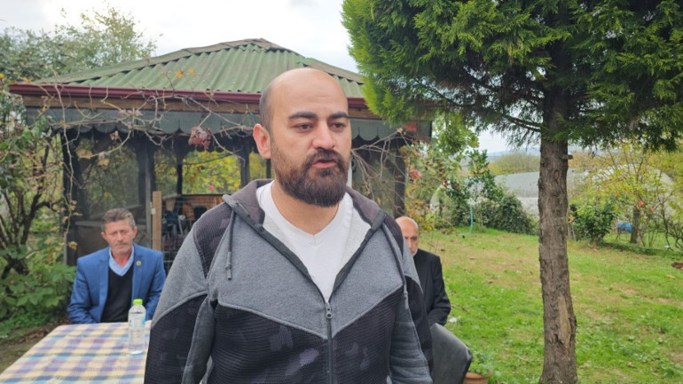 Bir köyü sarsan iğrenç iddia Kedileri satıp katliam yapmış... Bir evlat anasına nasıl böyle bir iftira atar