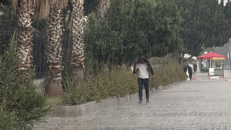 Son dakika... Meteorolojiden kuvvetli yağış uyarısı | Prof. Dr. Şenden açıklama... Bu kış nasıl geçecek Kar ne zaman yağacak