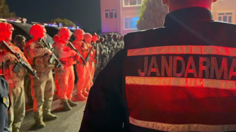 1,8 milyarlık liralık hesap hareketi MİT, jandarma ve polis ortak çalıştı: Baskınlarla tek tek alındılar