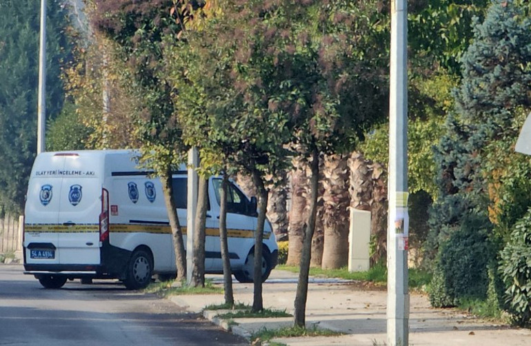 Sakaryadaki villada gizemli olay Filistinli iki genç hayatını kaybetti