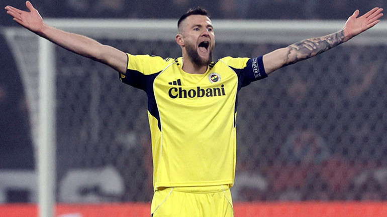 Viktoria Plzen-Fenerbahçe maçının hakeminin ilk vukuatı değilmiş