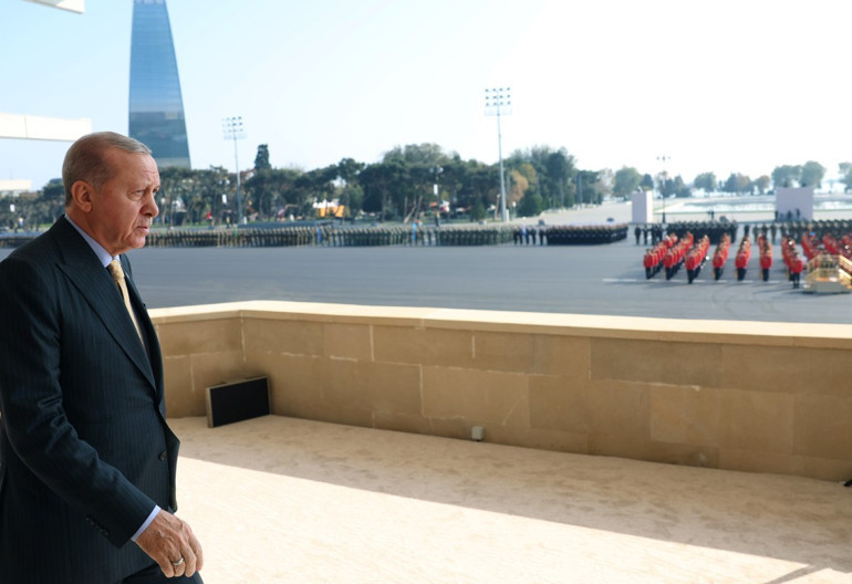 Cumhurbaşkanı Erdoğan: Karabağ zaferi tarihe şeref nişanesi olarak altın harflerle yazıldı