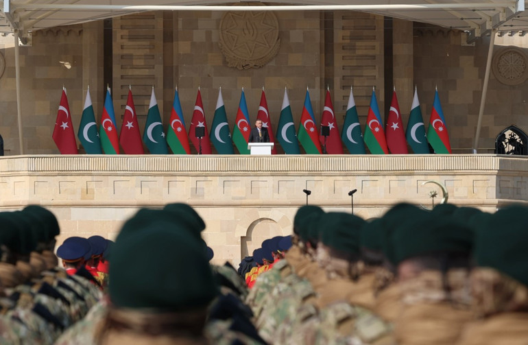 Cumhurbaşkanı Erdoğan: Karabağ zaferi tarihe şeref nişanesi olarak altın harflerle yazıldı