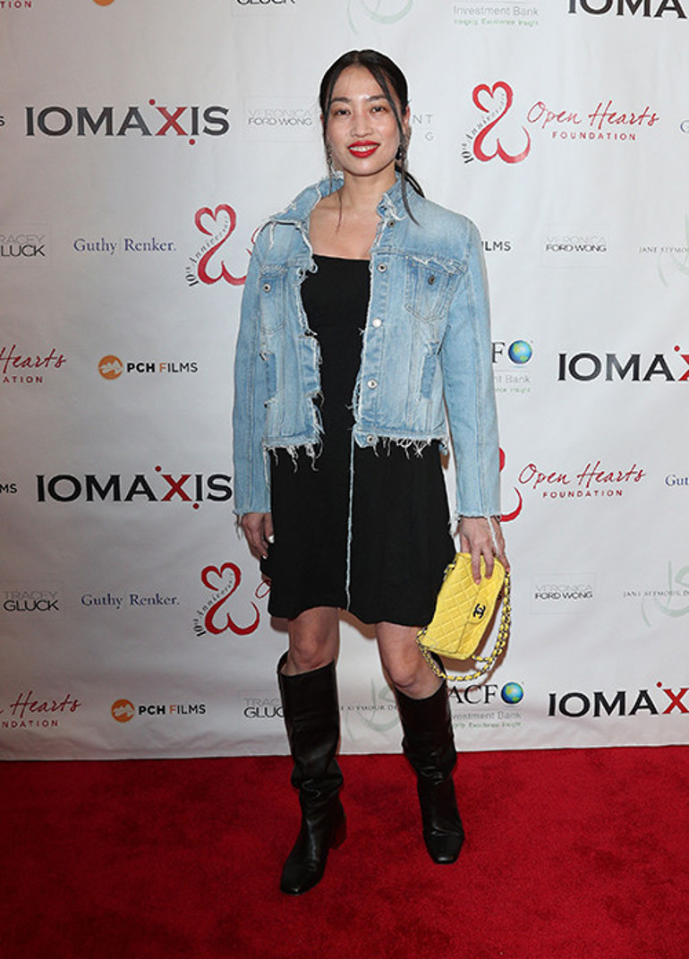 Ölümden döndü ama hala uslanmadı... Ünlü oyuncuya şok suçlama: Kadınları tatlı sözlerle kandırıp sonra müstehcen fotoğraflarını gönderiyor