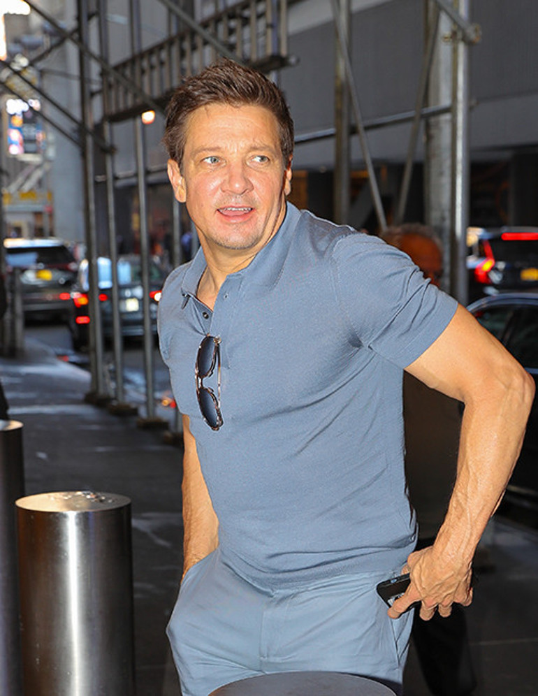 Ölümden döndü ama hala uslanmadı... Ünlü oyuncuya şok suçlama: Kadınları tatlı sözlerle kandırıp sonra müstehcen fotoğraflarını gönderiyor