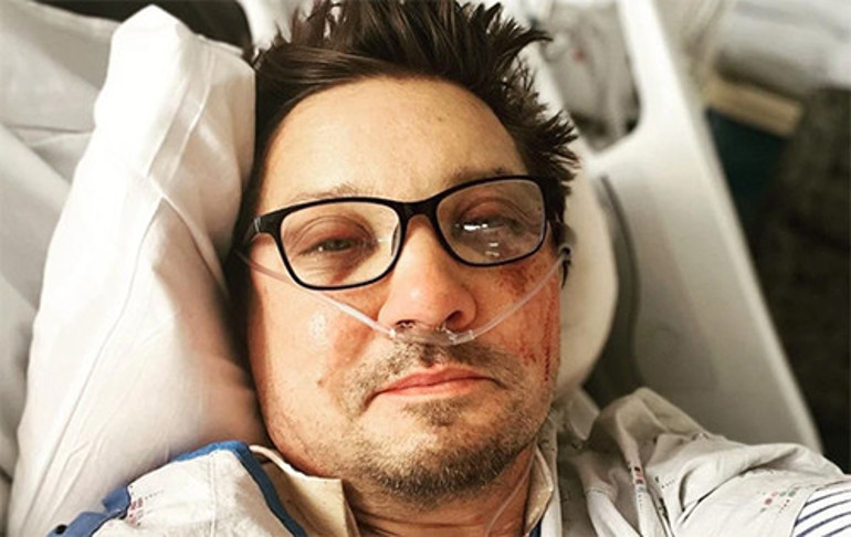 Ölümden döndü ama hala uslanmadı... Ünlü oyuncuya şok suçlama: Kadınları tatlı sözlerle kandırıp sonra müstehcen fotoğraflarını gönderiyor