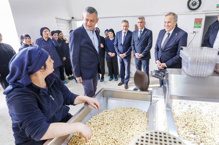 CHP lideri Özgür Özel: Fındığı da Ordu’yu da ayağa kaldıracağız