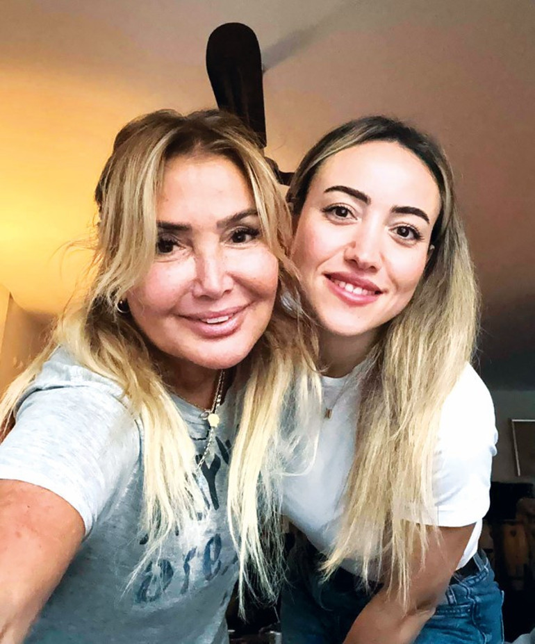 Yonca Evcimik: Kendimden ödün vermemek için o teklifi kabul etmedim