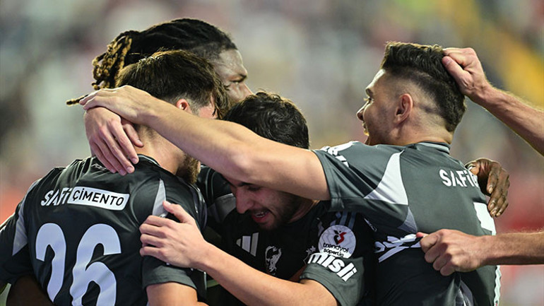 Antalyaspor - Beşiktaş maçının ardından Nihat Kahveciden penaltı yorumu Verilirse Süper Ligi kapatalım