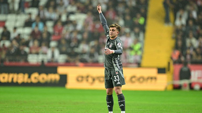 Antalyaspor - Beşiktaş maçının ardından Nihat Kahveciden penaltı yorumu Verilirse Süper Ligi kapatalım