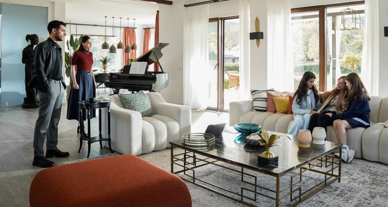 Güller ve Günahlar zirveyi sevdi