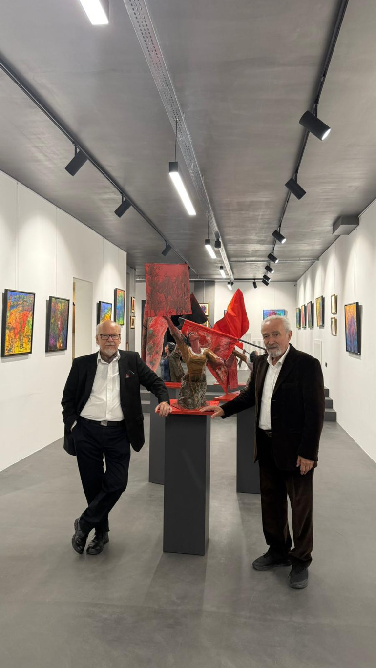 İki usta sanatçıdan ‘Çok Boyutlu Yaşam’