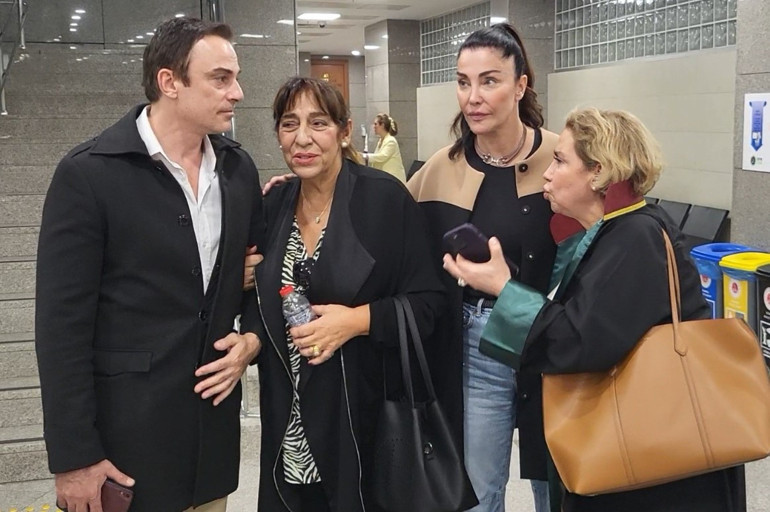 Melek Baykal ile Deniz Akkaya, ünlü çiftin boşanma davasında tanık oldu