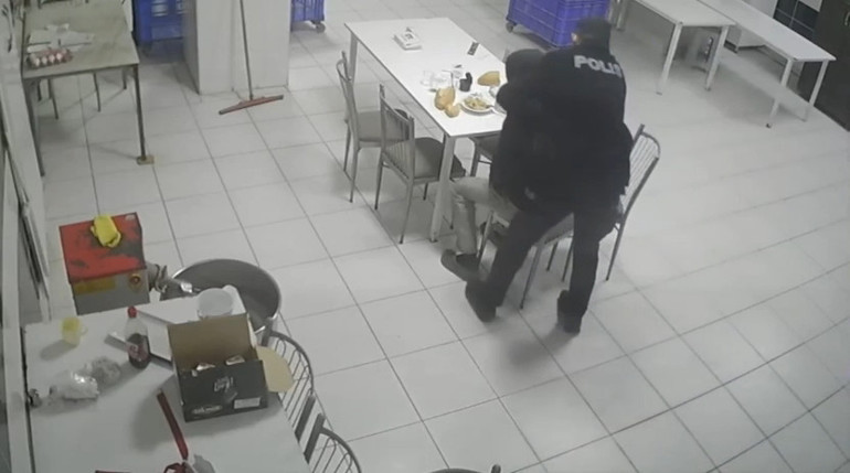 Eskişehirdeki dehşet Otomobille çarpıp demir çubukla döverek öldürmüştü... Zanlı böyle yakalandı