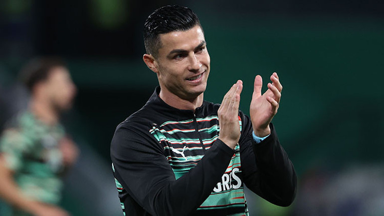 Cristiano Ronaldo sahada