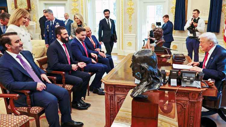 Dışişleri Bakanı Hakan Fidan Oval Ofis görüşmesini aktardı: Suriye’de altın oranı bulmak için büyük gayret var